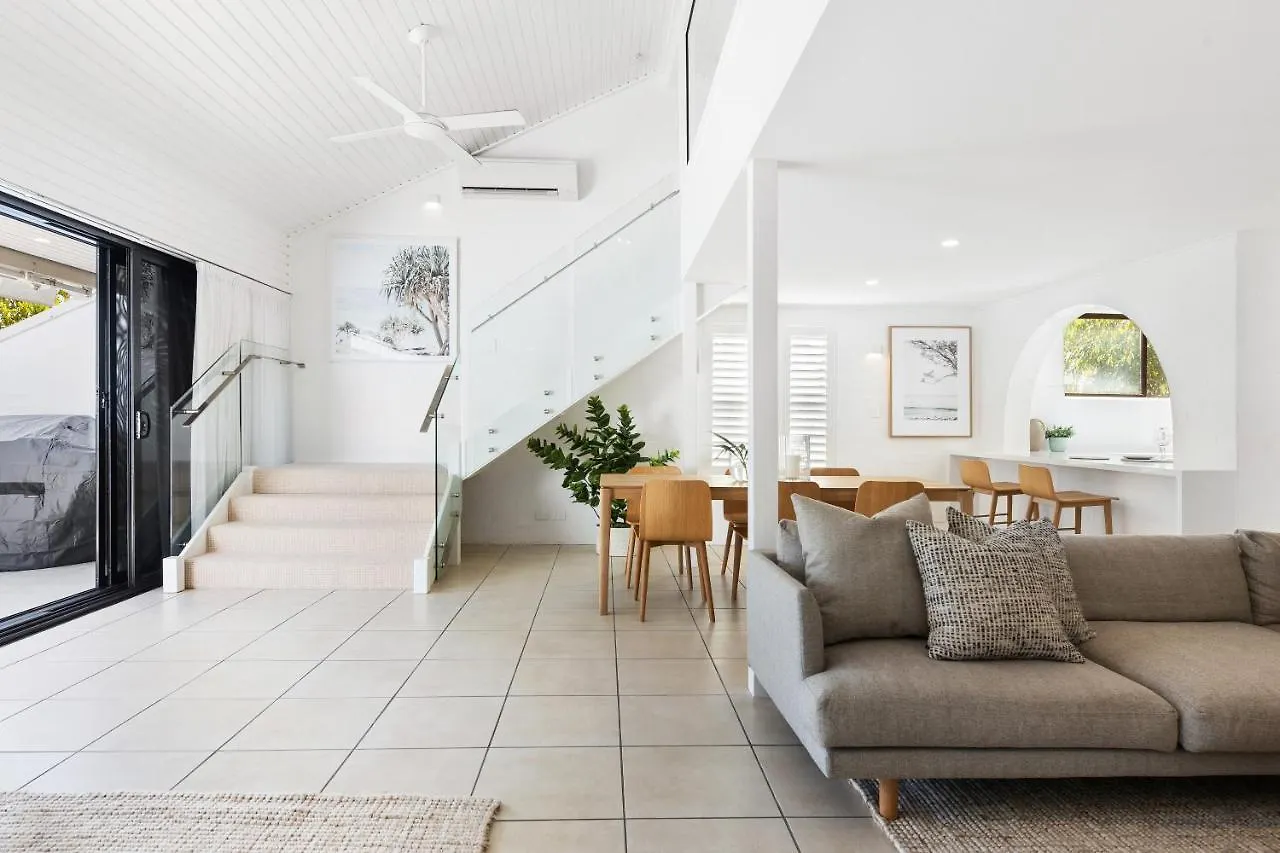 Villa Bayona 8 Elegant Family Retreat Noosa Heads